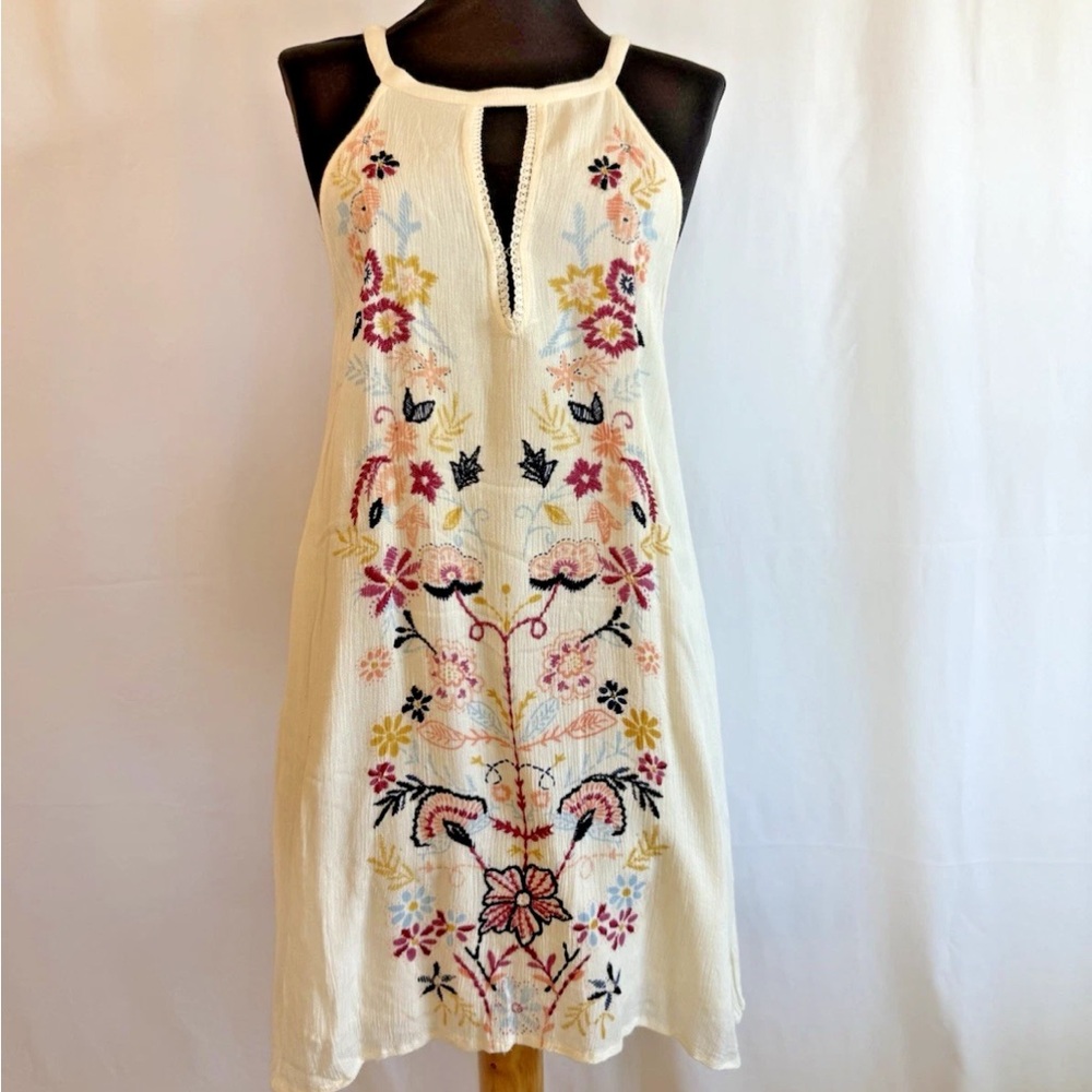 O’Neill White Gauze Embroidered Dress - Size Small